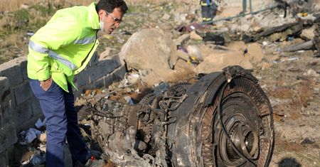Iran. Czarne skrzynki boeinga mają zostać otwarte w piątek