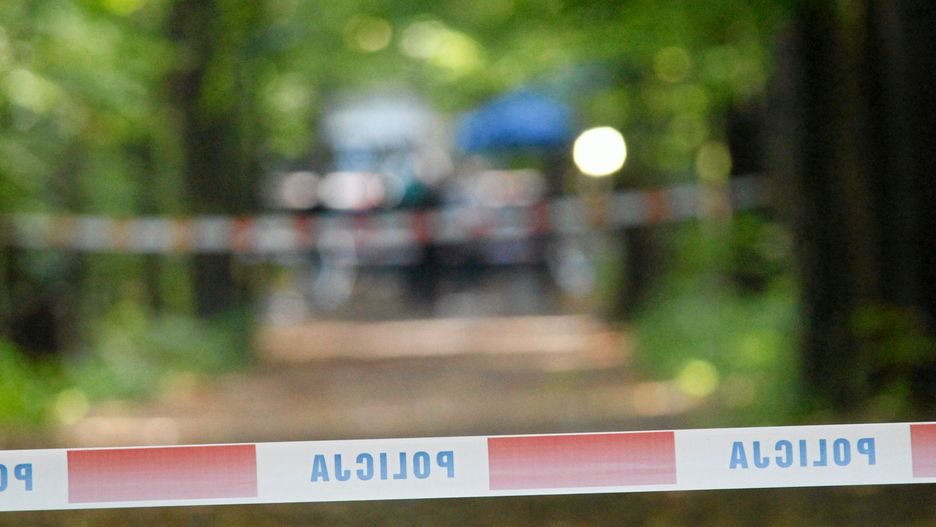 Ciało 25-latki znaleziono w lesie przy torach kolejowych