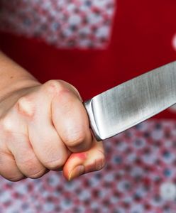 Suwałki. Kobieta ugodziła nożem partnera, 24-latek nie żyje