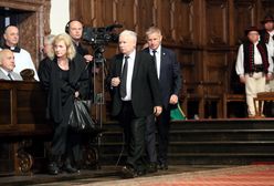 Kaczyński o pomnikach. Trwa 89. miesięcznica smoleńska