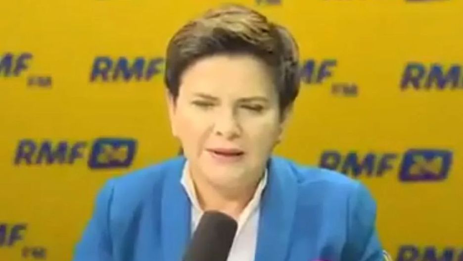 Premier Beata Szydło szuka odpowiedzi na pytanie zadanie przez dziennikarza RMF.
