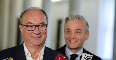 SLD i Wiosna się łączą. Nowa nazwa ugrupowania to "Nowa Lewica"