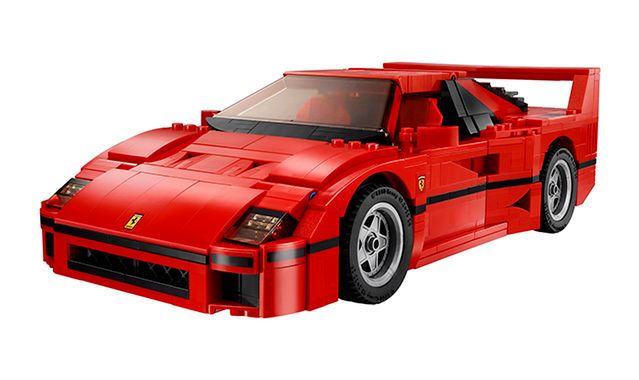 Ferrari F40 z klocków Lego. Wygląda jak prawdziwe