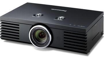 AE3000 - projektor Full HD od Panasonica 1