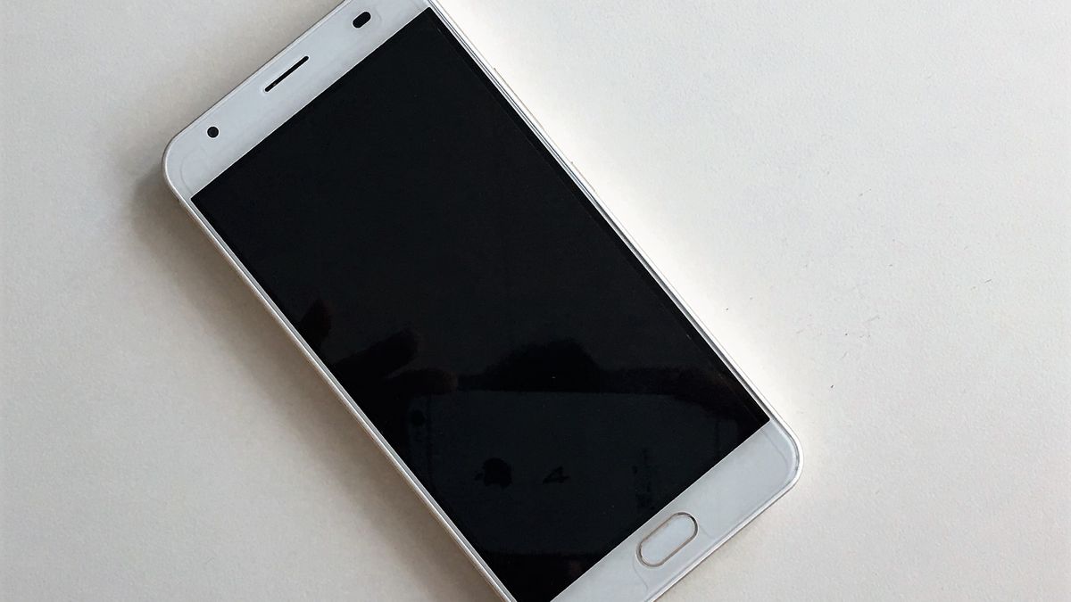 Kruger&Matz Live 5+ to telefon toporny, ale pojemność jego baterii to absolutny hit [minitest] 1