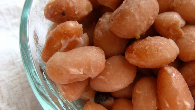 Różowa fasola gotowana bez dodatku soli