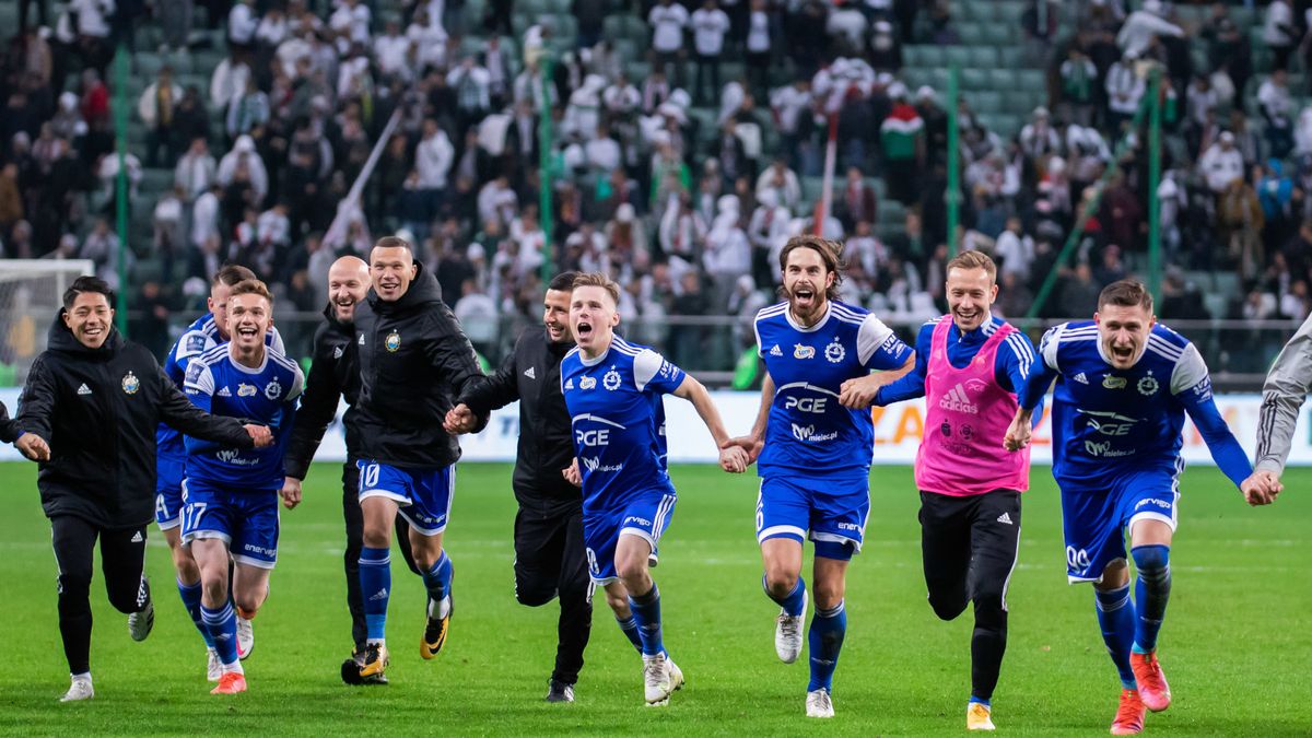 Zdjęcie okładkowe artykułu: Getty Images / Mikolaj Barbanell / Na zdjęciu: piłkarze Stali Mielec