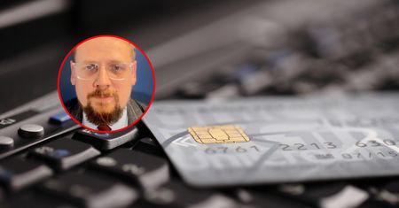 Ostrzega przed tytułami przelewów. Mówi o konsekwencjach