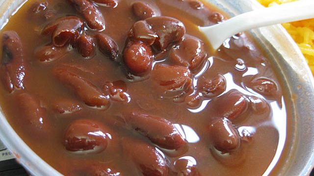 Fasola Pinto w puszce (produkt i płyn)