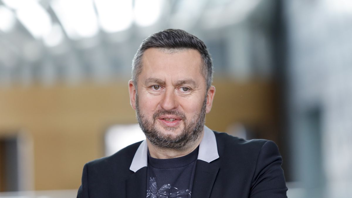 Norbi nie uzależniał swoich zarobków od pracy w TVP