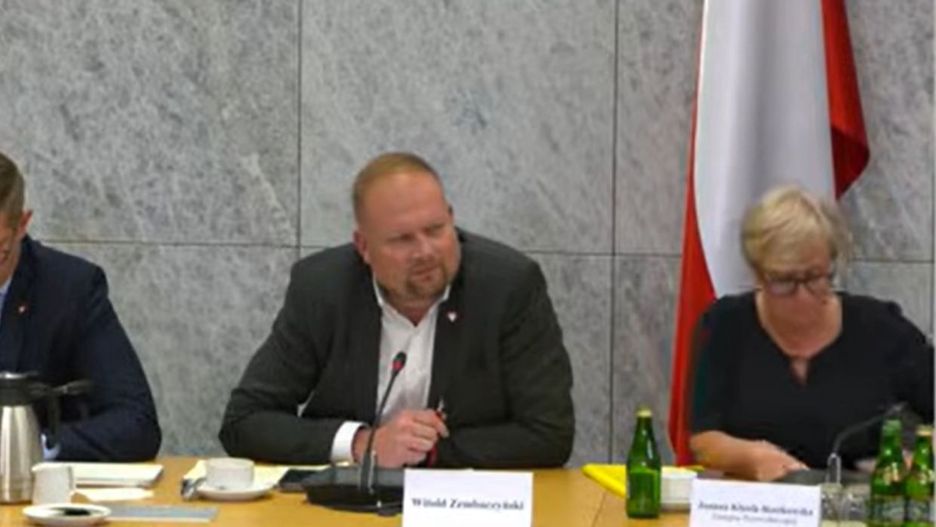 Kluzik-Rostkowska nie wyłączyła mikrofonu? Jej słowa podbijają sieć