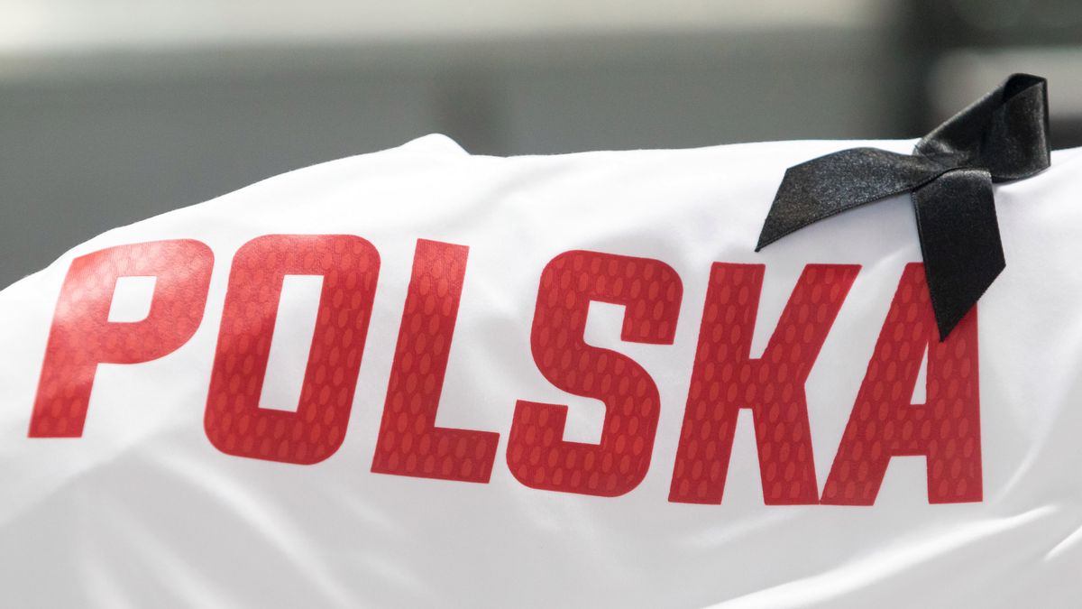 koszulki Polaków przed meczem z Węgrami