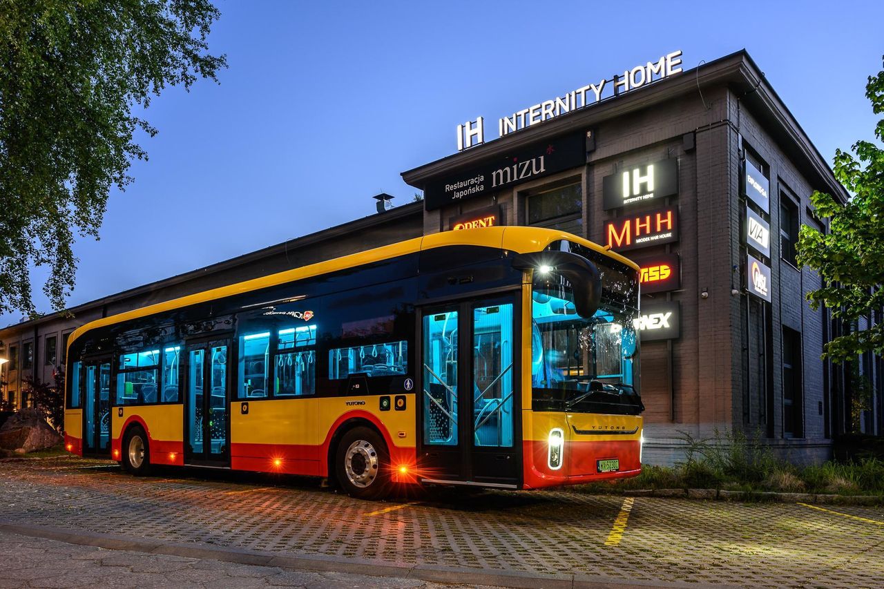 W Warszawie będzie jeździć 18 takich autobusów