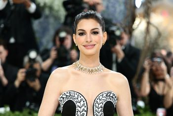 Anne Hathaway zachwycona Tomem Hollandem. "To wymarzony syn"