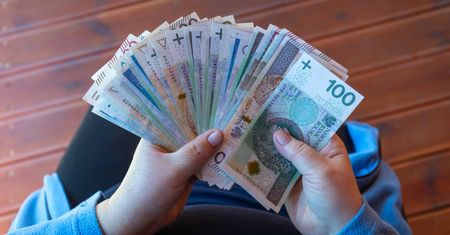 Ile zarabia kolega z pracy? Polacy dzielą się informacjami