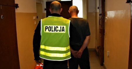 Dramatyczny finał kłótni między rodzeństwem. 40-latek usiłował zabić swojego brata