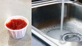Wyczyść zlew za pomocą ketchupu. Niesamowity sposób (WIDEO)