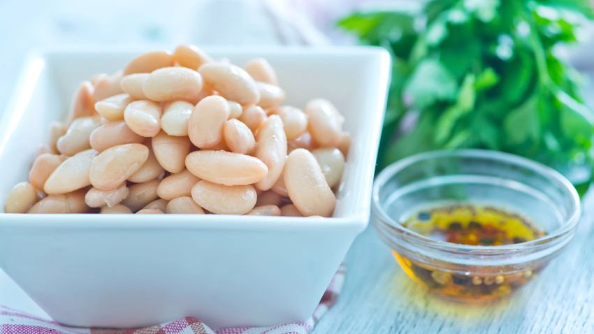 Biała fasola w puszce