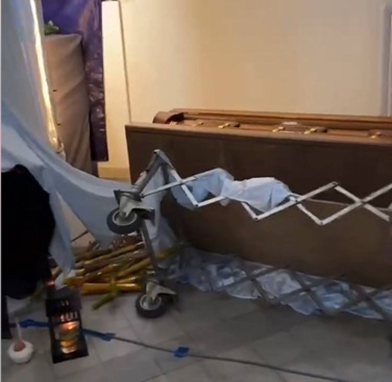 Szok na stypie. Atak gangu został nagrany