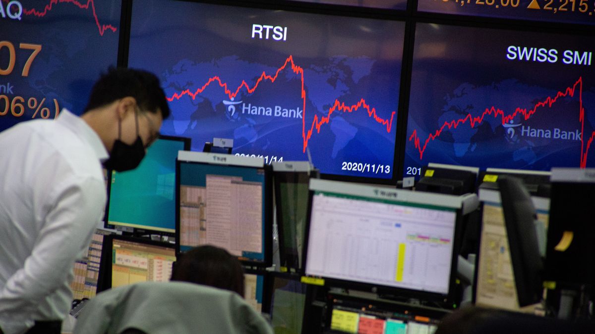 Akcje banków Leszka Czarneckiego idą w górę.