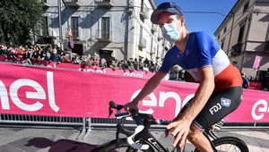 Kolarstwo. Giro d'Italia 2020. Arnaud Demare wygrał szósty etap po dobrym finiszu