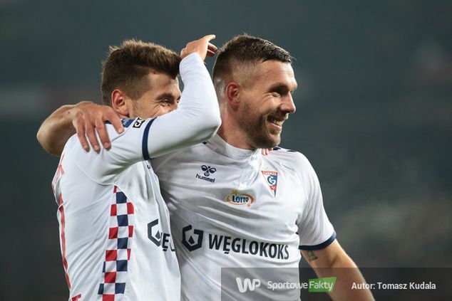Bartosz Nowak i Lukas Podolski stanowią, wraz z Jesusem Jimenezem, o sile ofensywnej Górnika