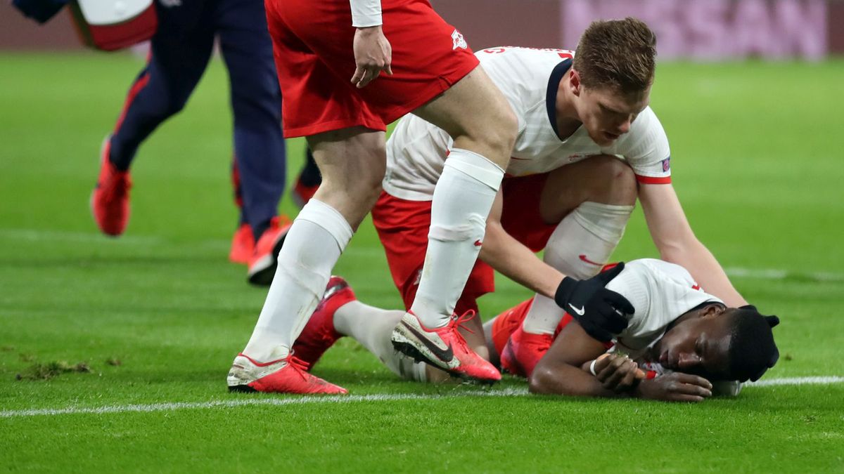 Zdjęcie okładkowe artykułu: Getty Images / Alex Grim/Bongarts / Na zdjęciu: Nordi Mukiele doznał urazu podczas meczu z Tottenhamem