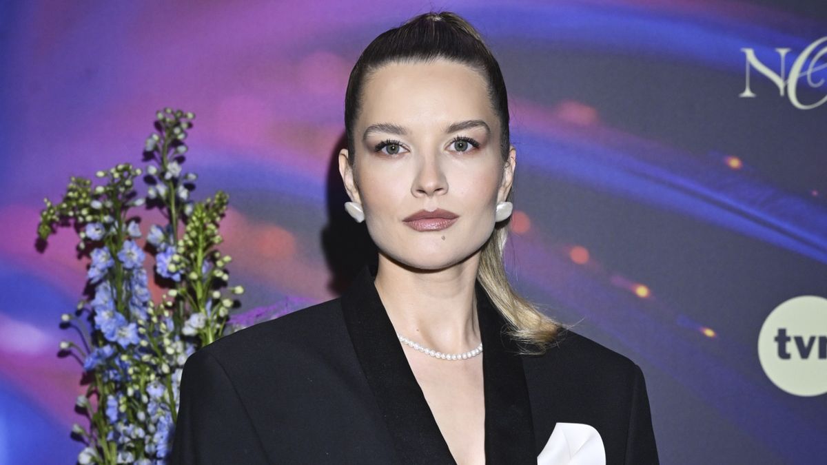 Julia Chatys w czarnym total looku