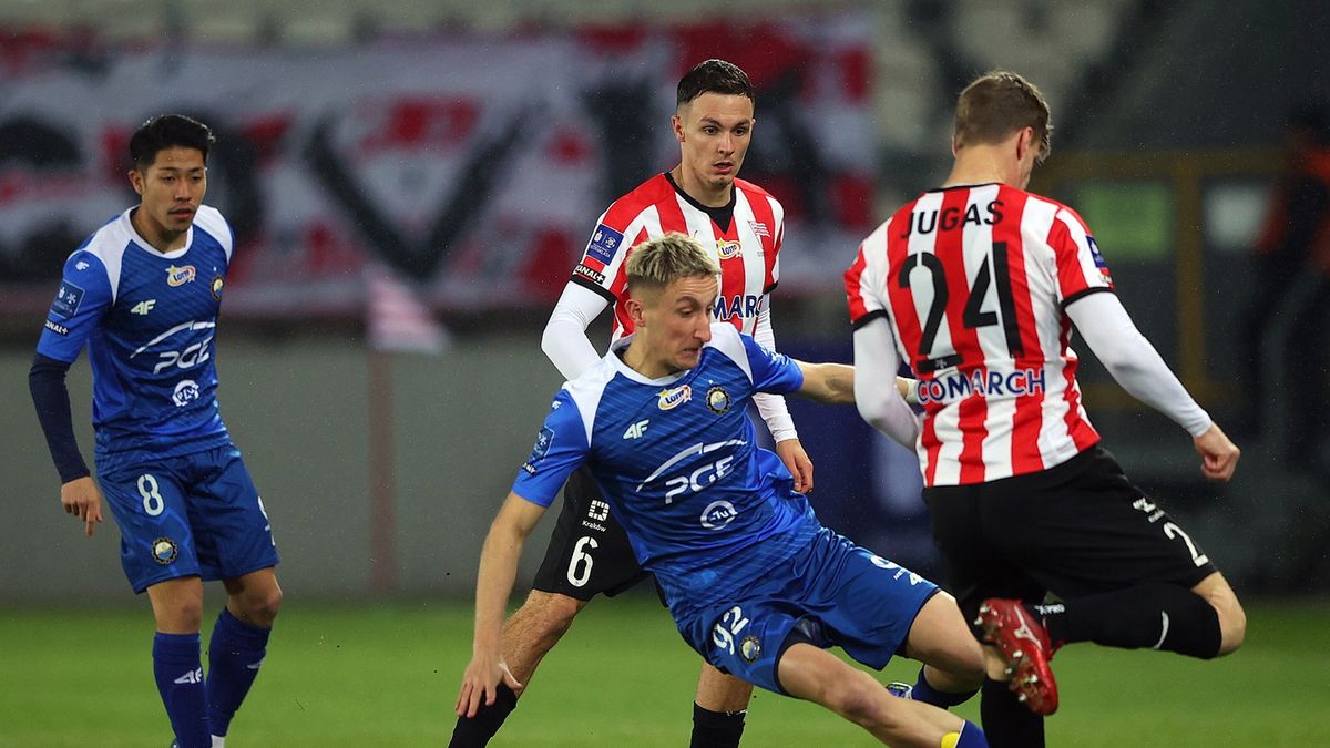 cracovia-odmieni-a-mecz-popisowy-ruch-jej-trenera