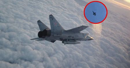 "Sytuacja na froncie coraz czarniejsza". Rosjanie polują na F-16