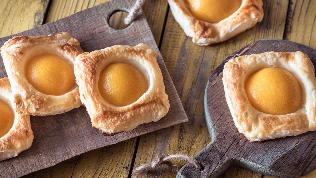 Szybkie ciastka z brzoskwiniami ucieszą niezapowiedzianych gości