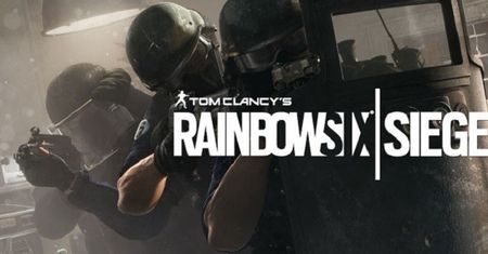 W Rainbow Six Siege o pukaniu do drzwi nie ma nawet mowy