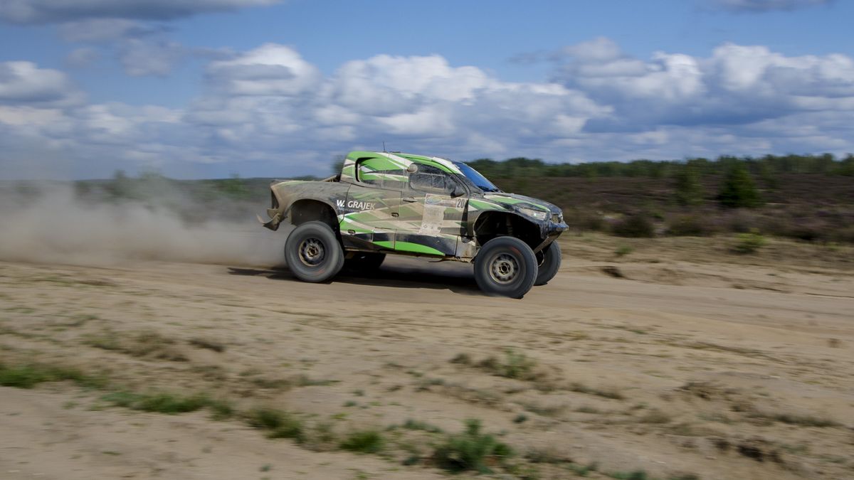 Czołowi zawodnicy opowiadają, dlaczego tak trudno pokonać Hołowczyca