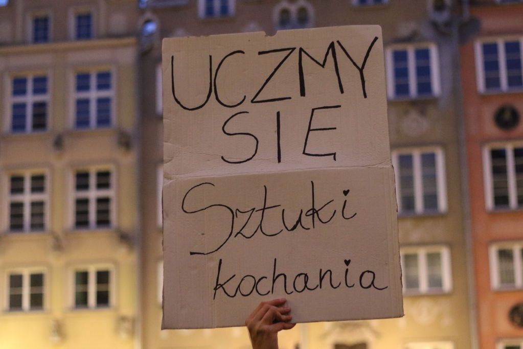 Odważni edukatorzy seksualni wkraczają do akcji. Najstarsza uczestniczka kursu miała 58 lat