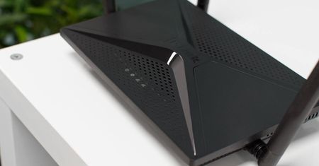 Recenzja routera D-Link DIR-2150 - rozsądny zakup w niskim budżecie