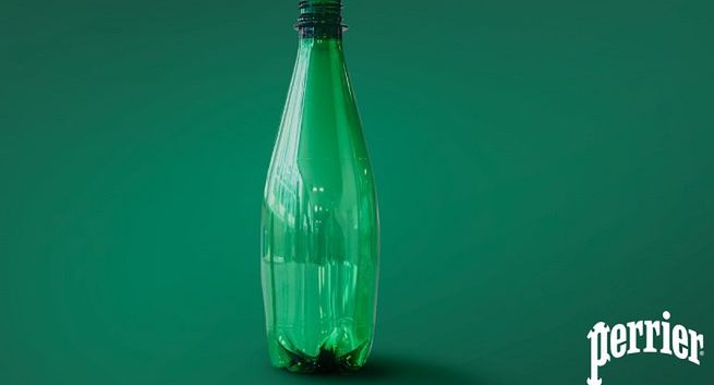 Woda Perrier w butelce z plastiku z recyklingu enzymatycznego