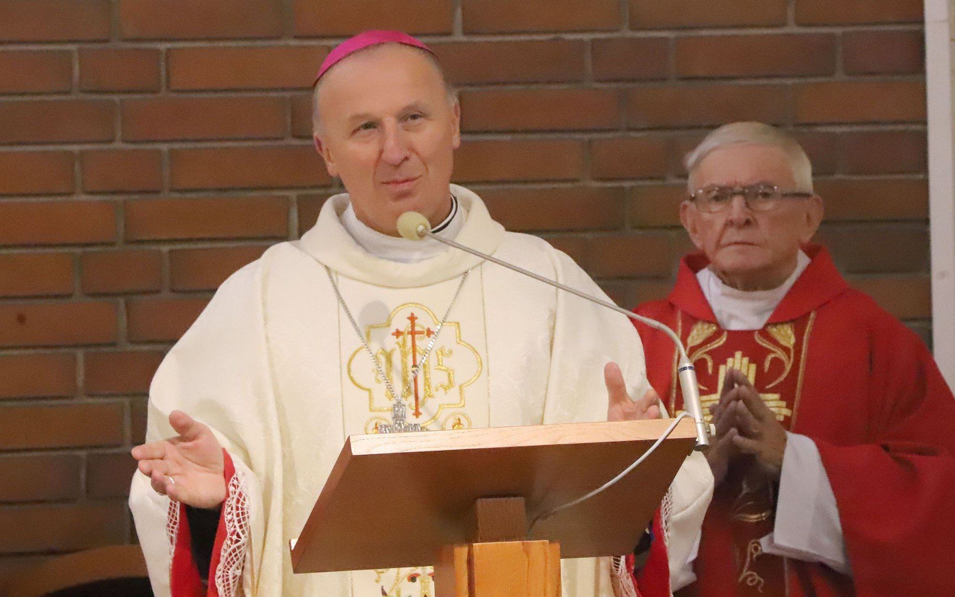 Mszy przewodniczył biskup Marek Solarczyk