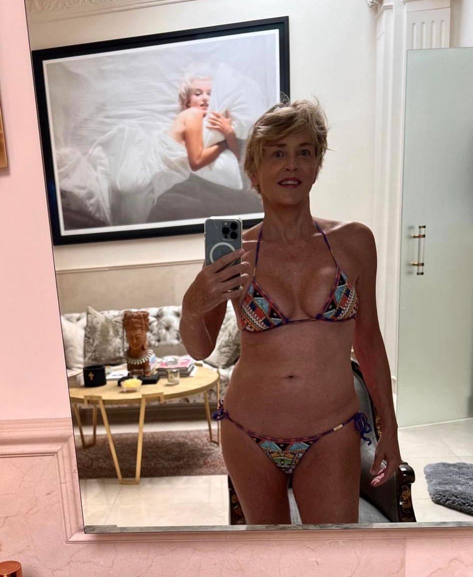 Sharon Stone w bikini
