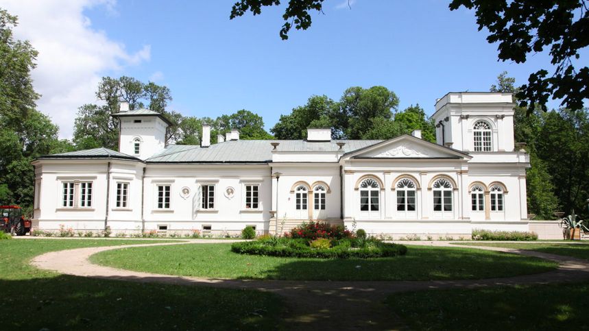 Orońsko. 40 lat obchodzić będzie Centrum Rzeźby w Orońsku, placówka znana wszystkim koneserom sztuki rzeźbiarskiej i artystom