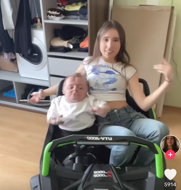 Tiktokerka oszukała niepełnosprawnego mężczyznę 