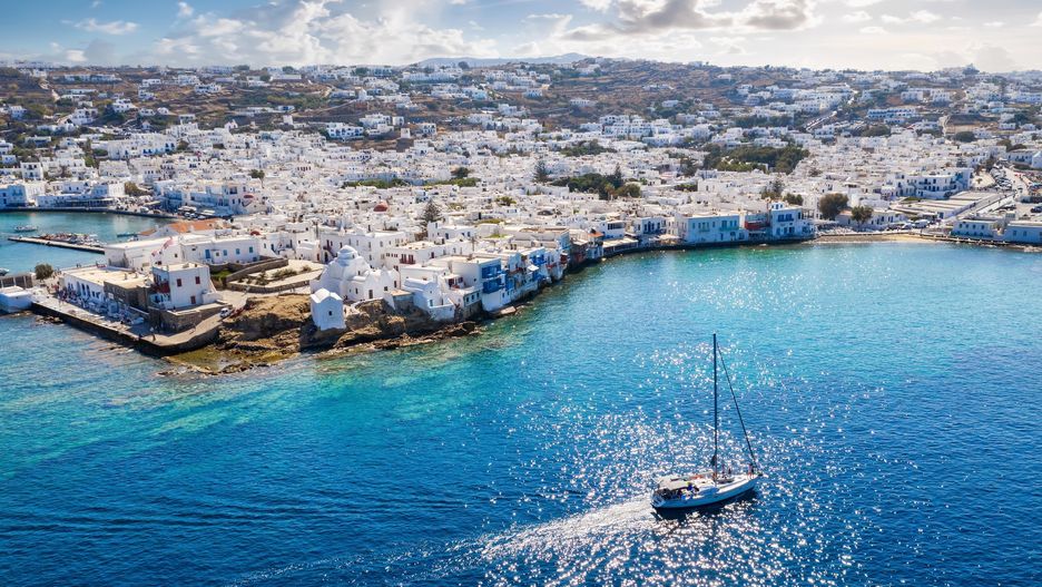 Wyspa Mýkonos położona jest na Morzu Egejskim