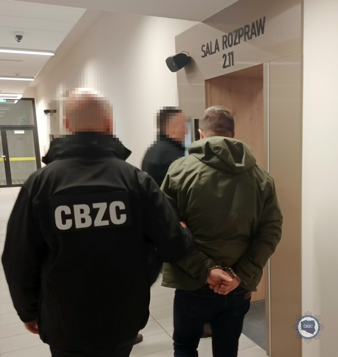 Groźny proceder w sieci rozbity. Nielegalny handel lekami na receptę pod lupą CBZC