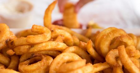 Frytek w takiej formie jeszcze nie jadłeś. Podaj na stół, a goście oniemieją