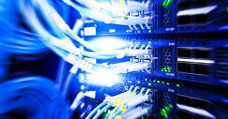 Ekspert od gier: grajcie odpowiedzialnie, by nie przeciążyć internetu
