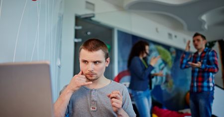 Inteligentne technologie w służbie niesłyszącym