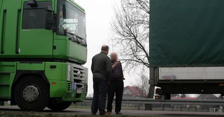 "Kierowcy z Ukrainy jeżdżą do oporu i nie znają przepisów". Polscy koledzy nie mają dla nich litości