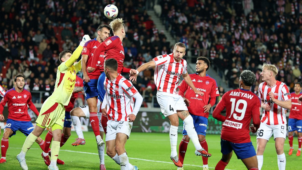 PAP / Łukasz Gągulski / Na zdjęciu: Cracovia pewnie wygrała z Rakowem