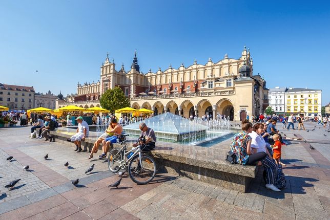 Lotnisko Kraków-Balice (KRK). Jak dojechać do miasta? - WP ...