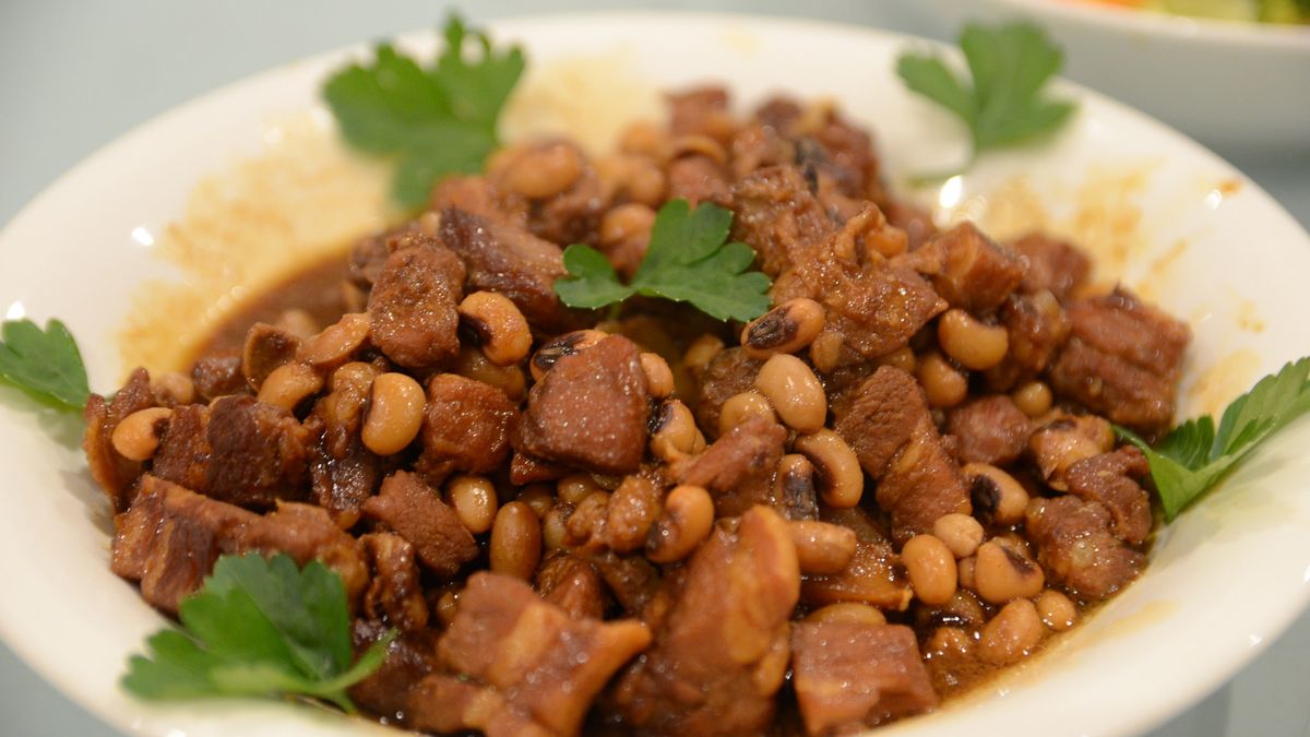 Fasola chińska z wieprzowiną w puszce