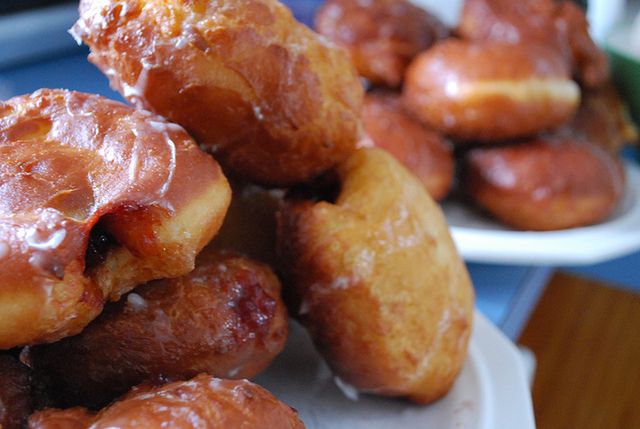 Tłusty czwartek. Koniec sporu pracodawców i pracowników o... pączki